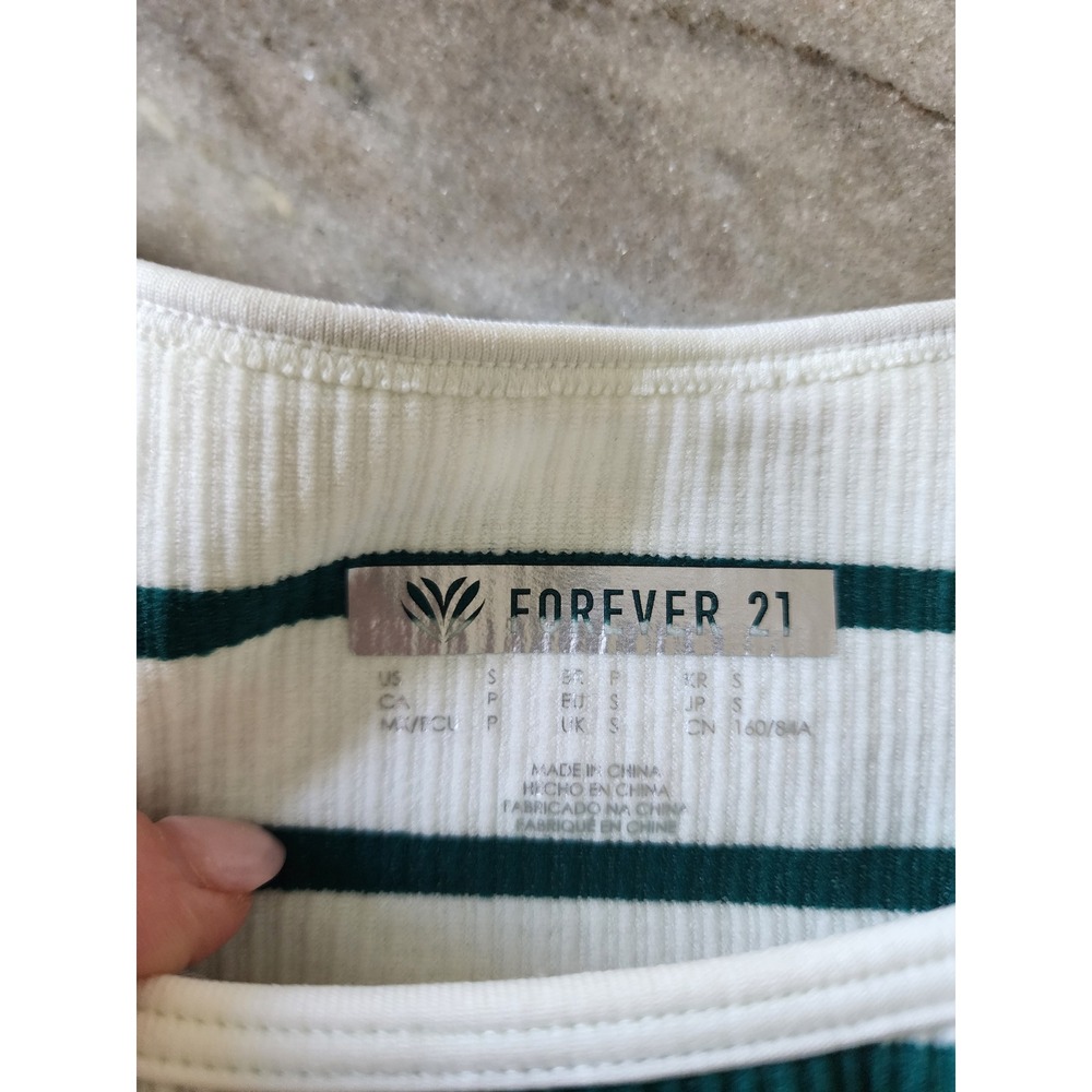 Forever 21 Womens Small White Green Striped Ribbed Knit Cropped Padded Tank Top - Picture 4 of 6